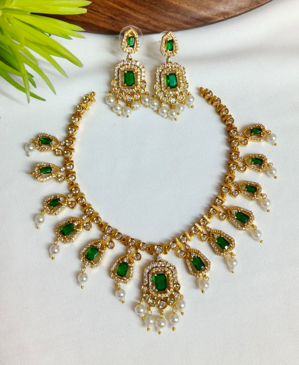 Necklace set