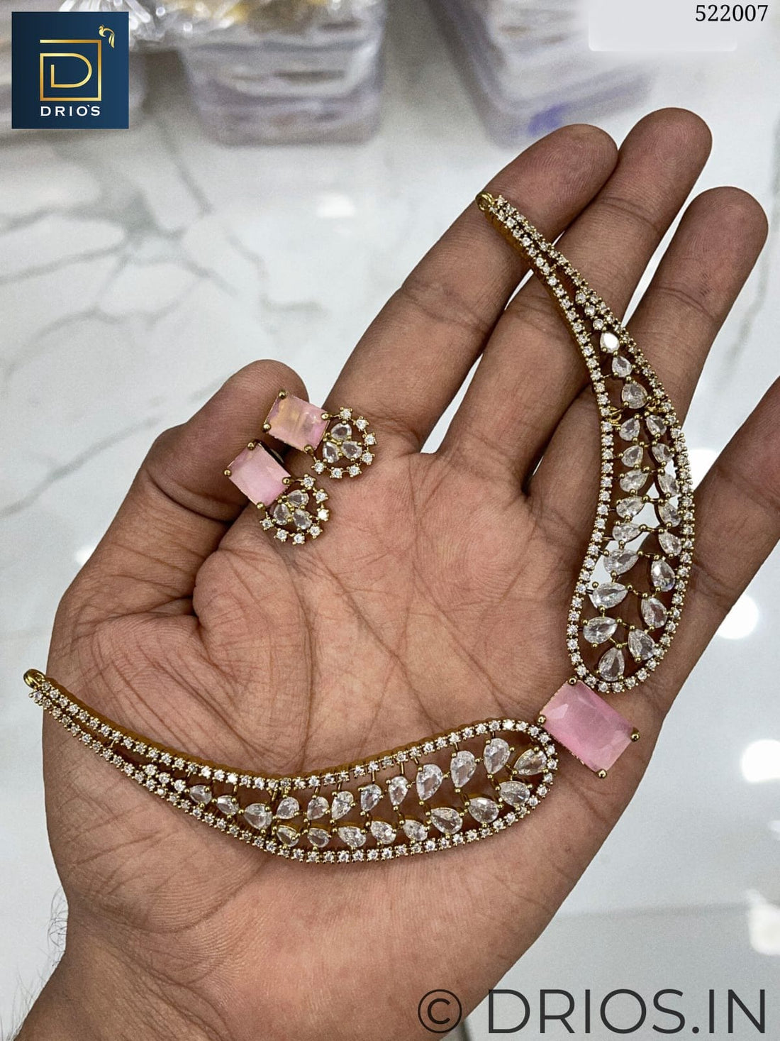 Drio's Brass Elegance Necklace