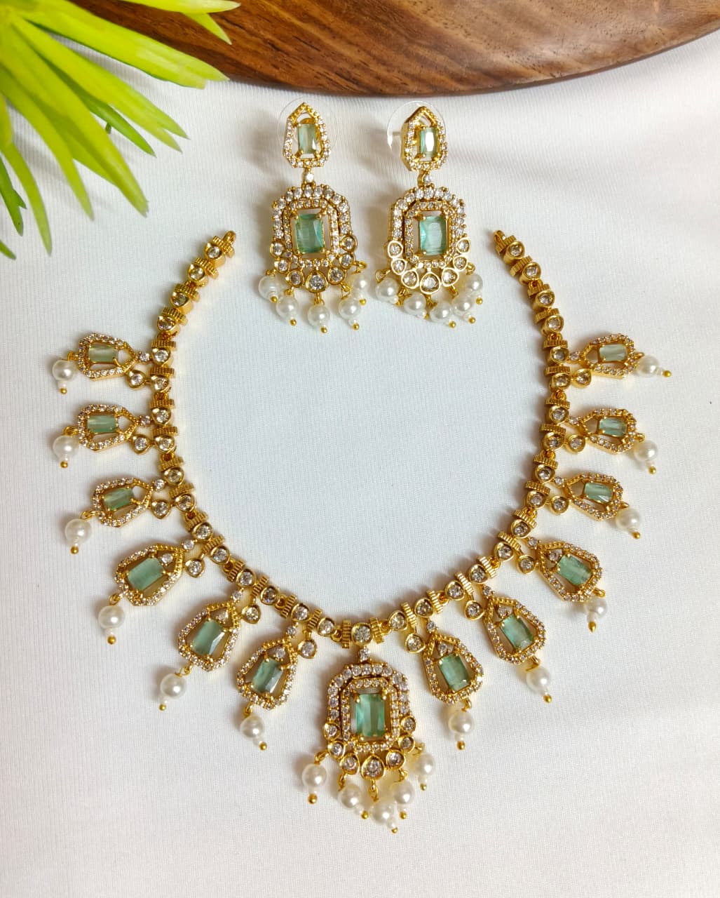 Necklace set