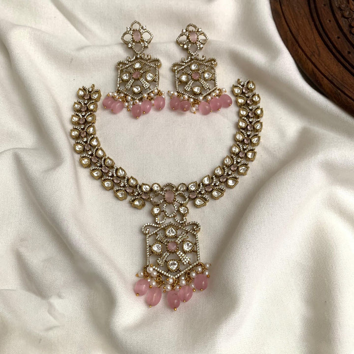 Navira Necklace