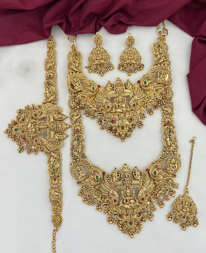 Elegant Bridal Jewelry Set