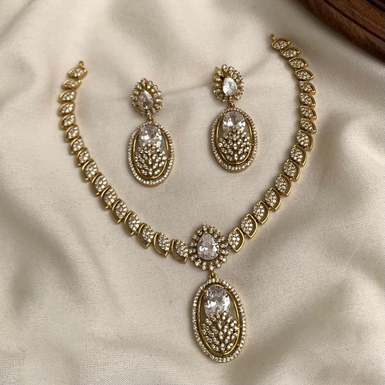Elaris Set