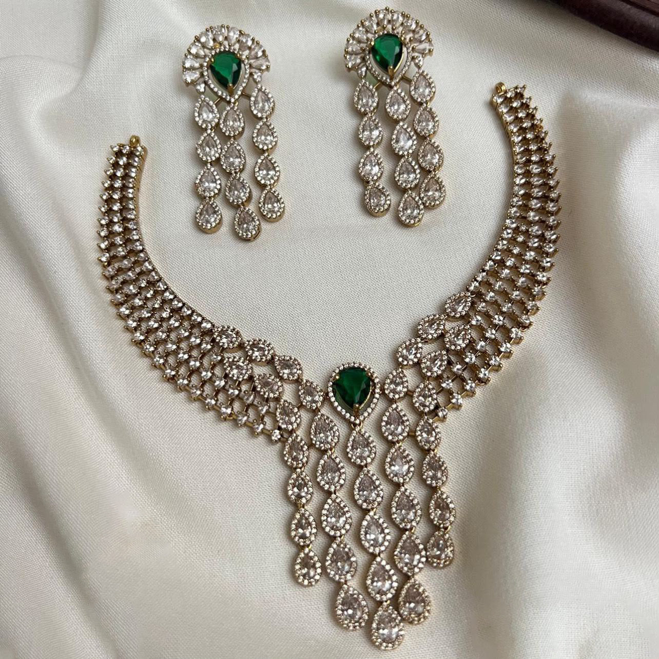 Vasundhara Necklace