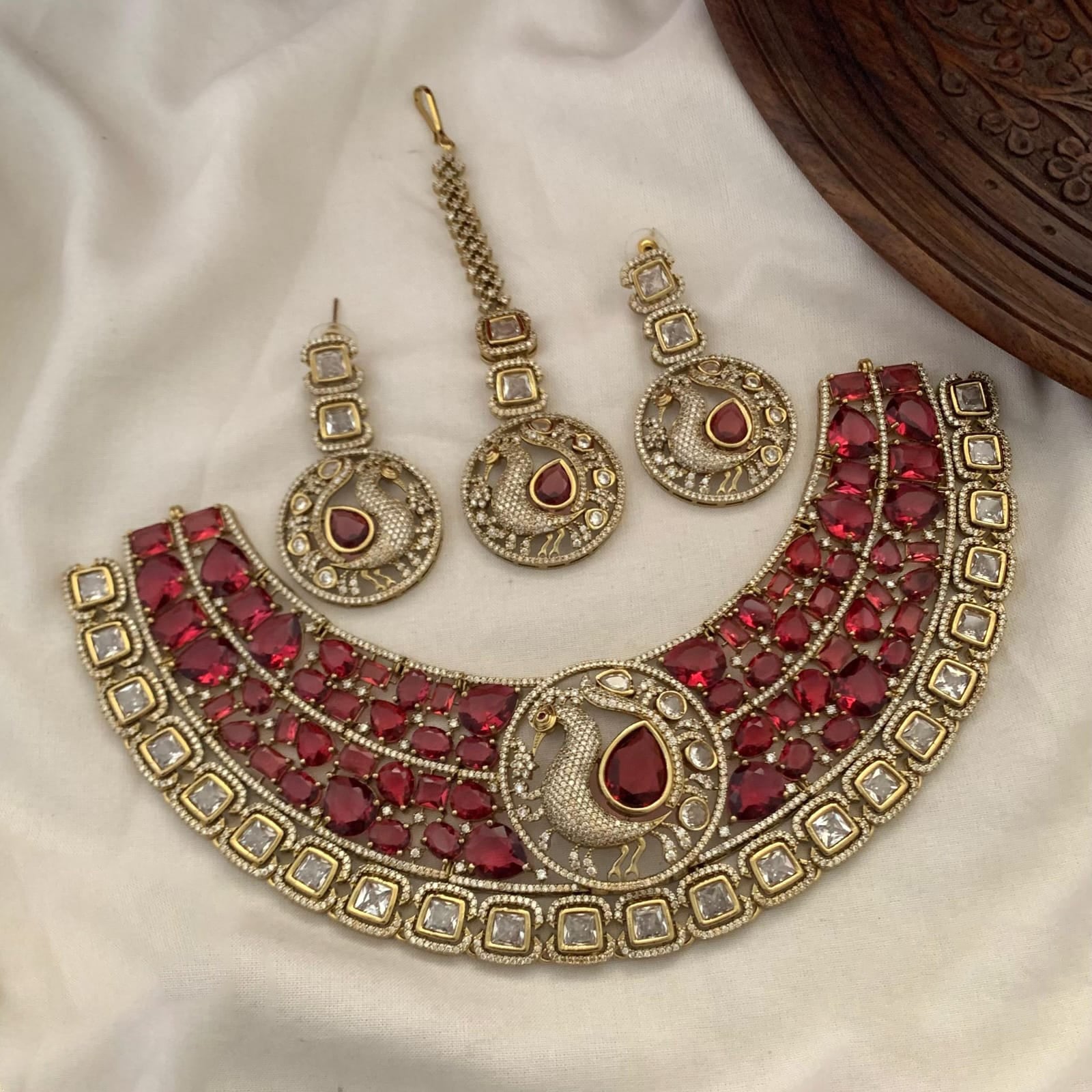 Antique Polki Necklace Set