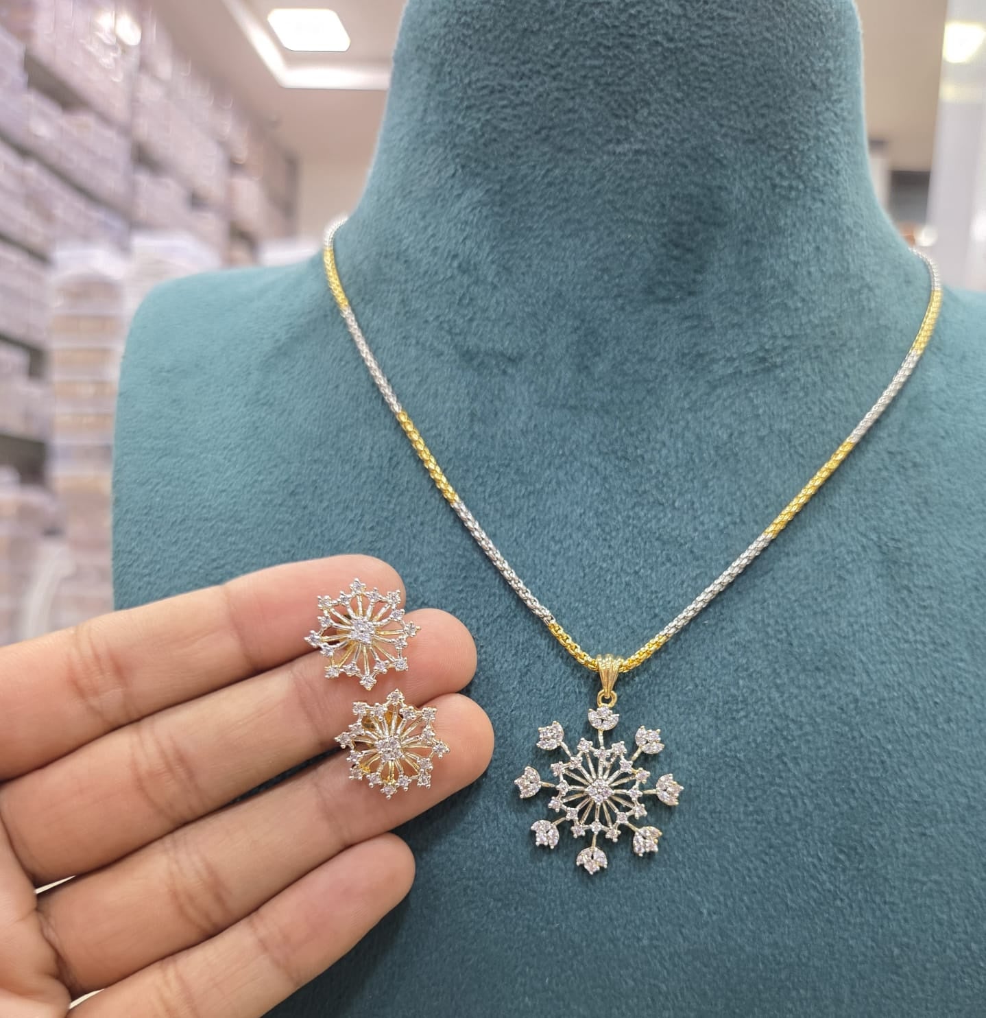 Royal Pearl-Link Pendant Set