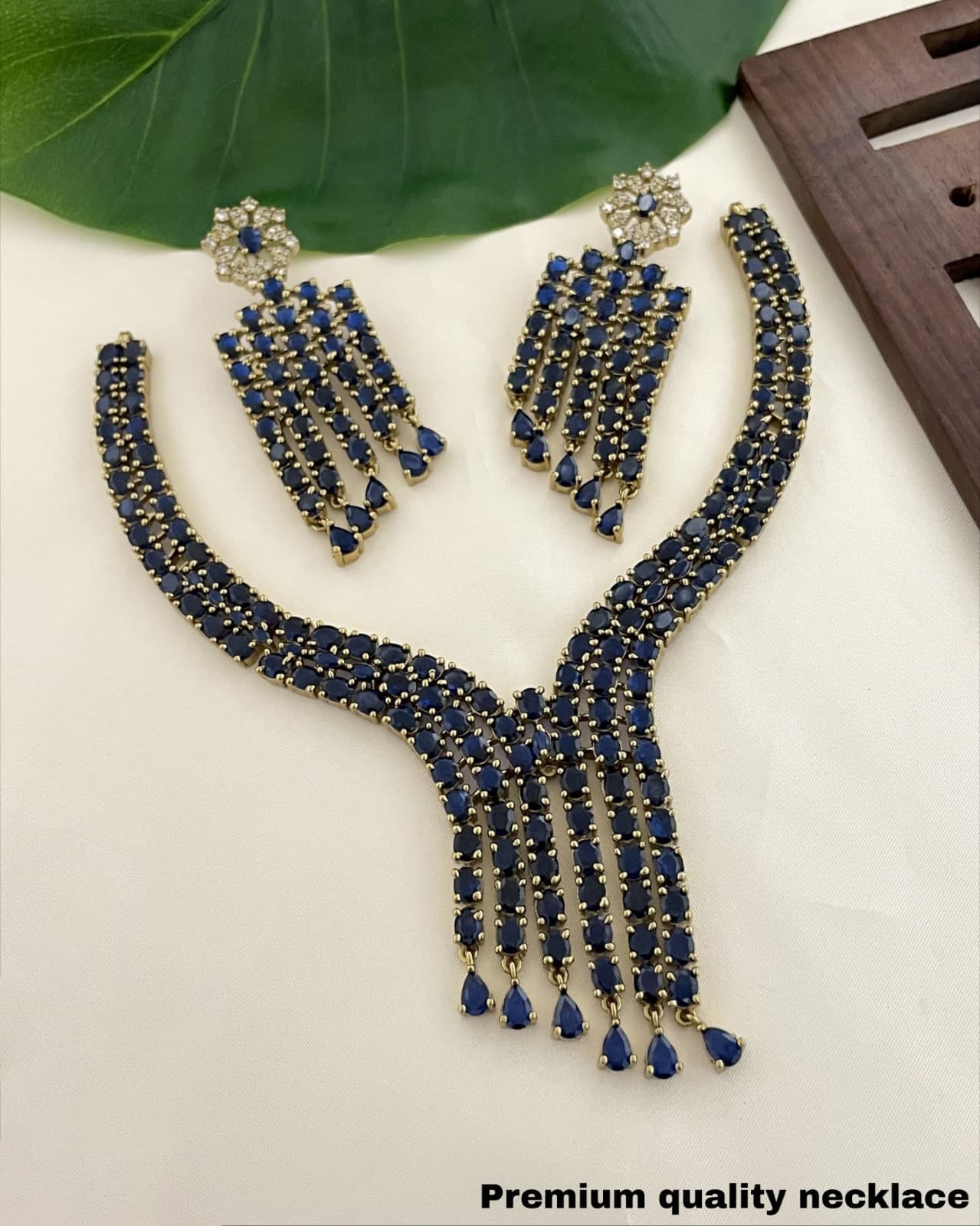 Royal Western Necklace