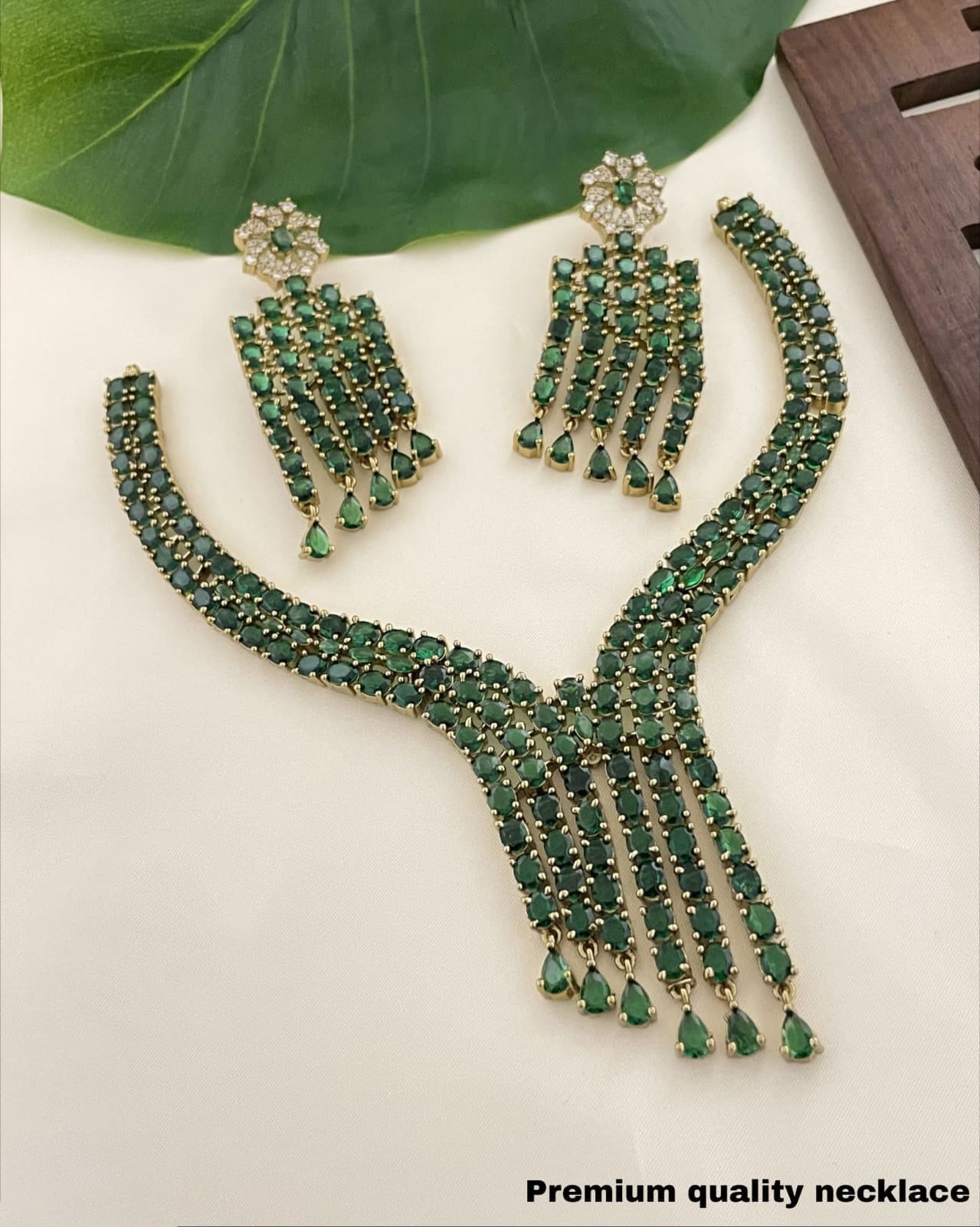 Royal Western Necklace