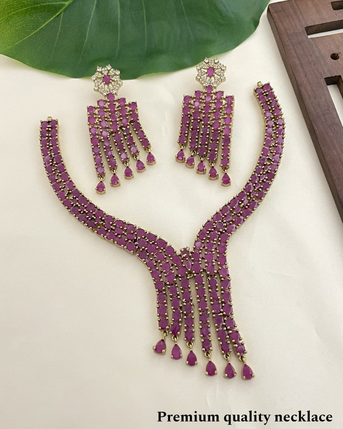 Royal Western Necklace