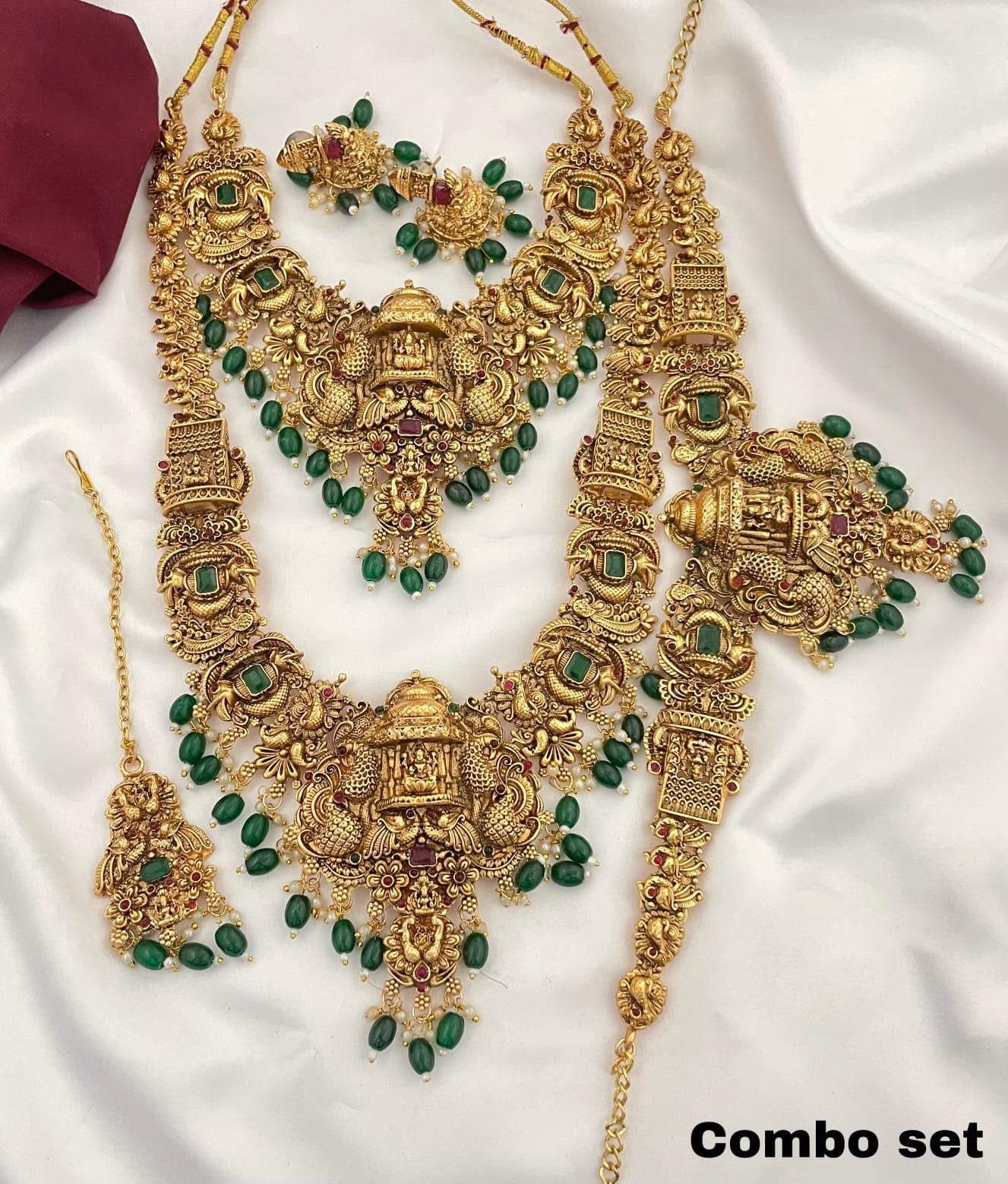 Lakshmi Necklace Set