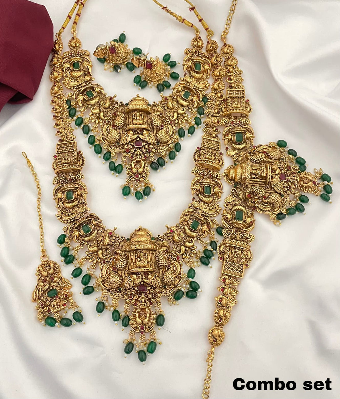 Lakshmi Necklace Set