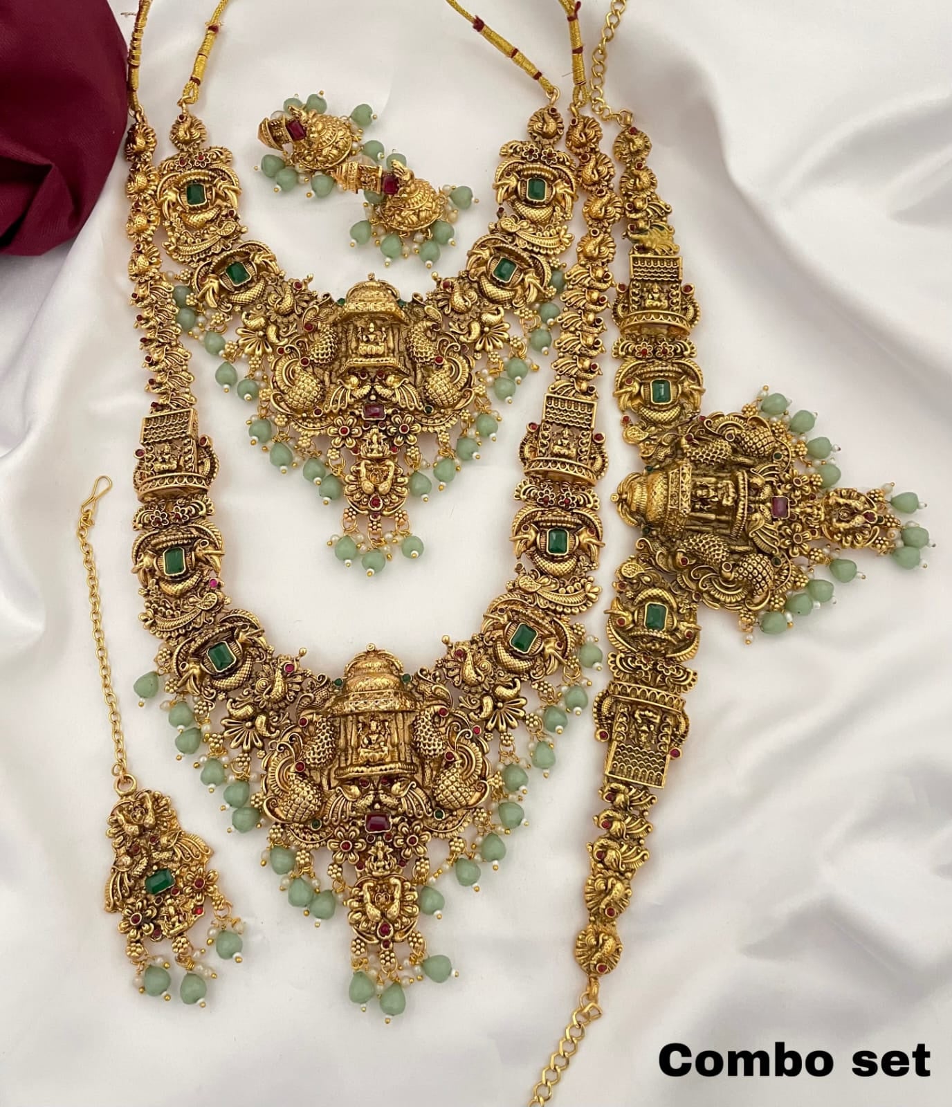 Lakshmi Necklace Set