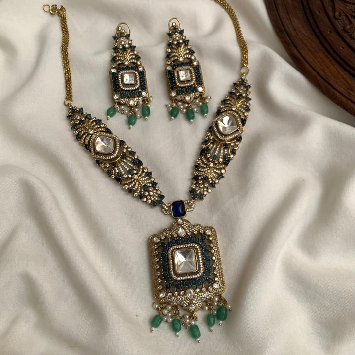 Classic Polki Necklace Set