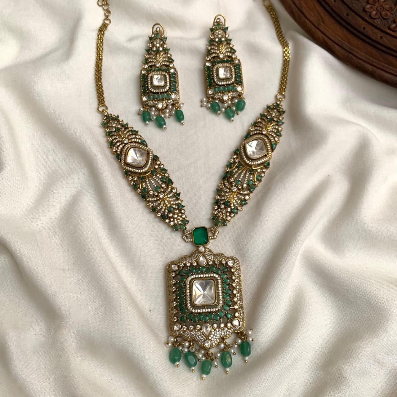 Classic Polki Necklace Set