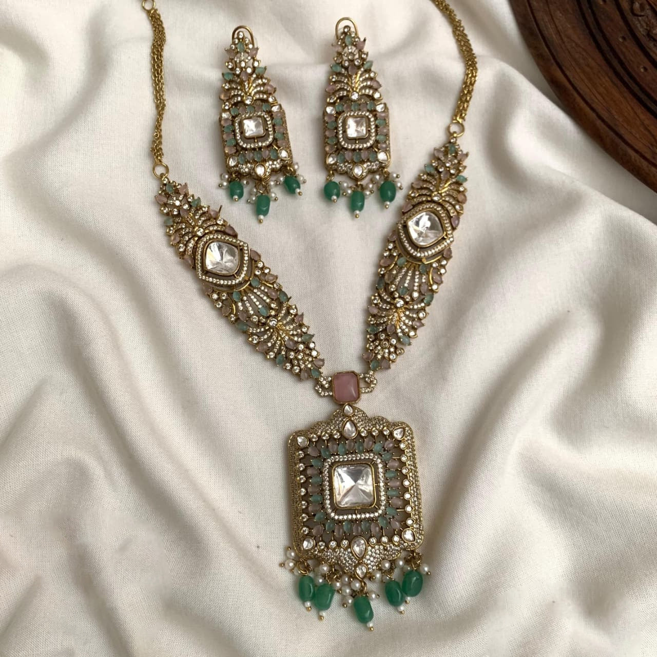 Classic Polki Necklace Set