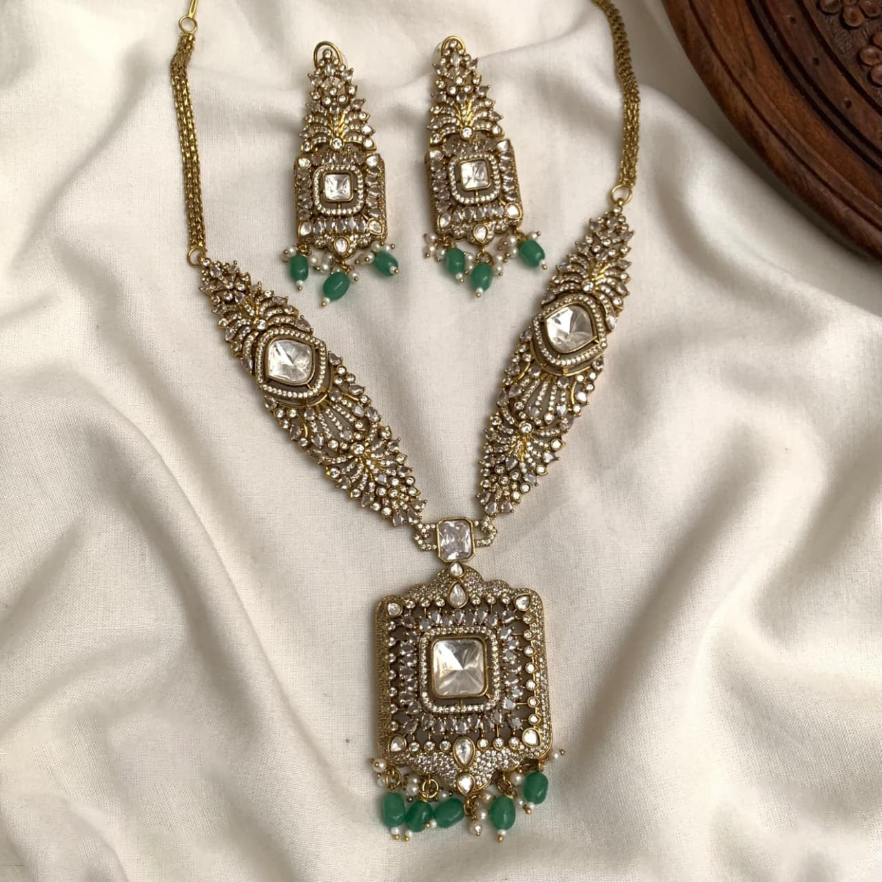 Classic Polki Necklace Set