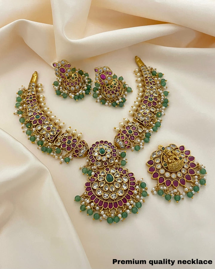 Jaba Grand Kundan Set