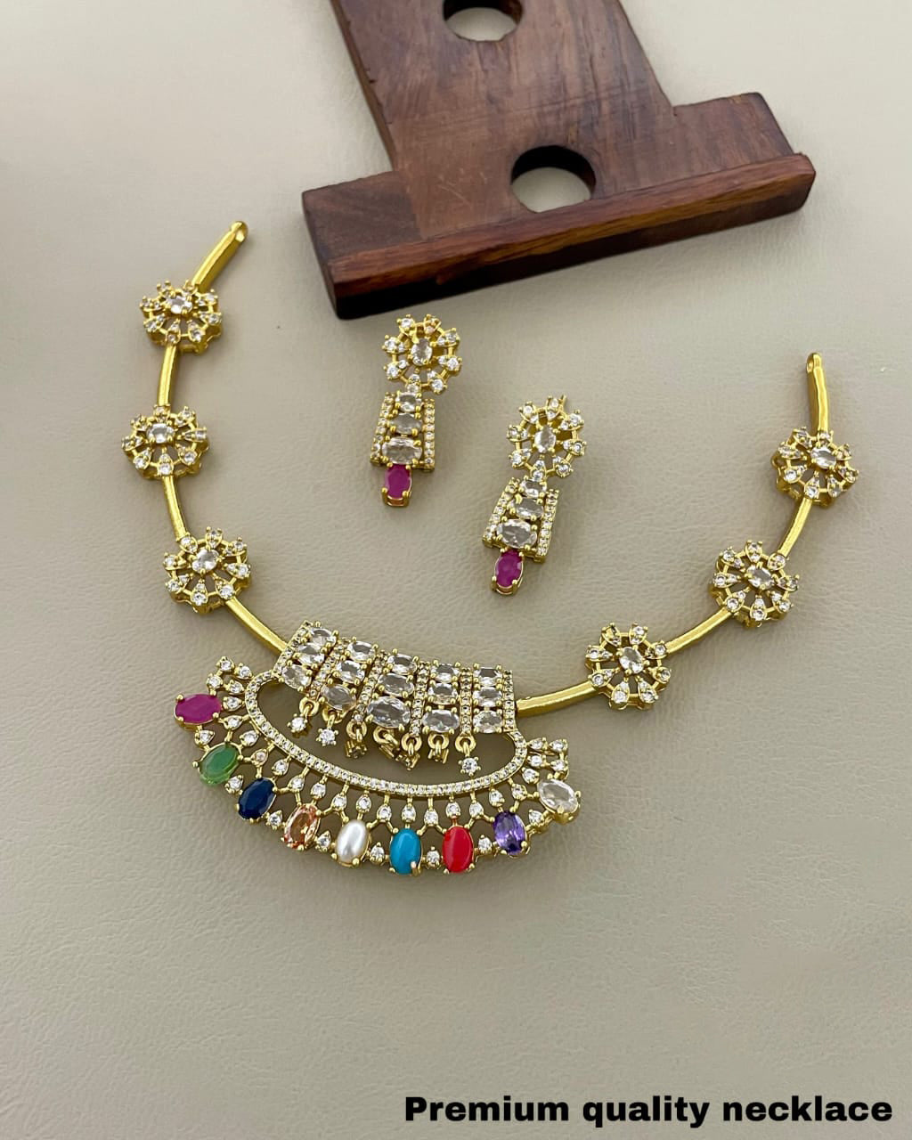 Mahira Necklace
