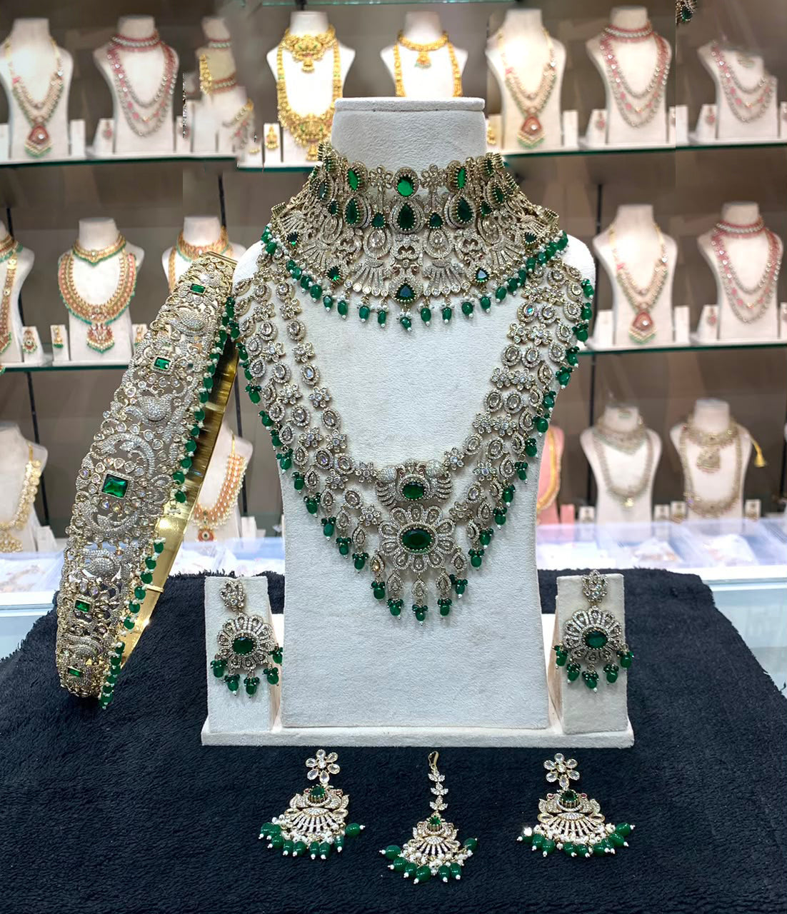 Varnika Bridal Set