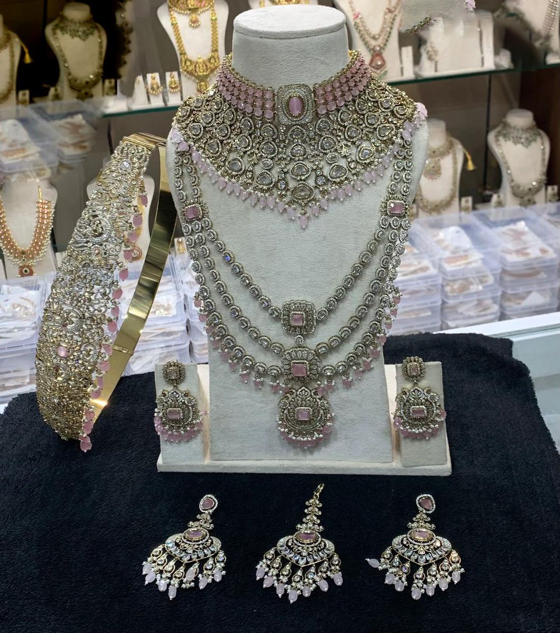 Varnika Bridal Set