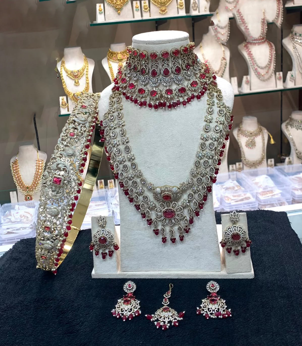 Varnika Bridal Set