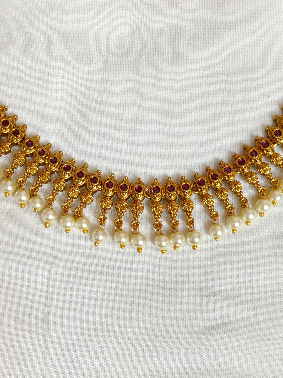 BRASS NECKLESS