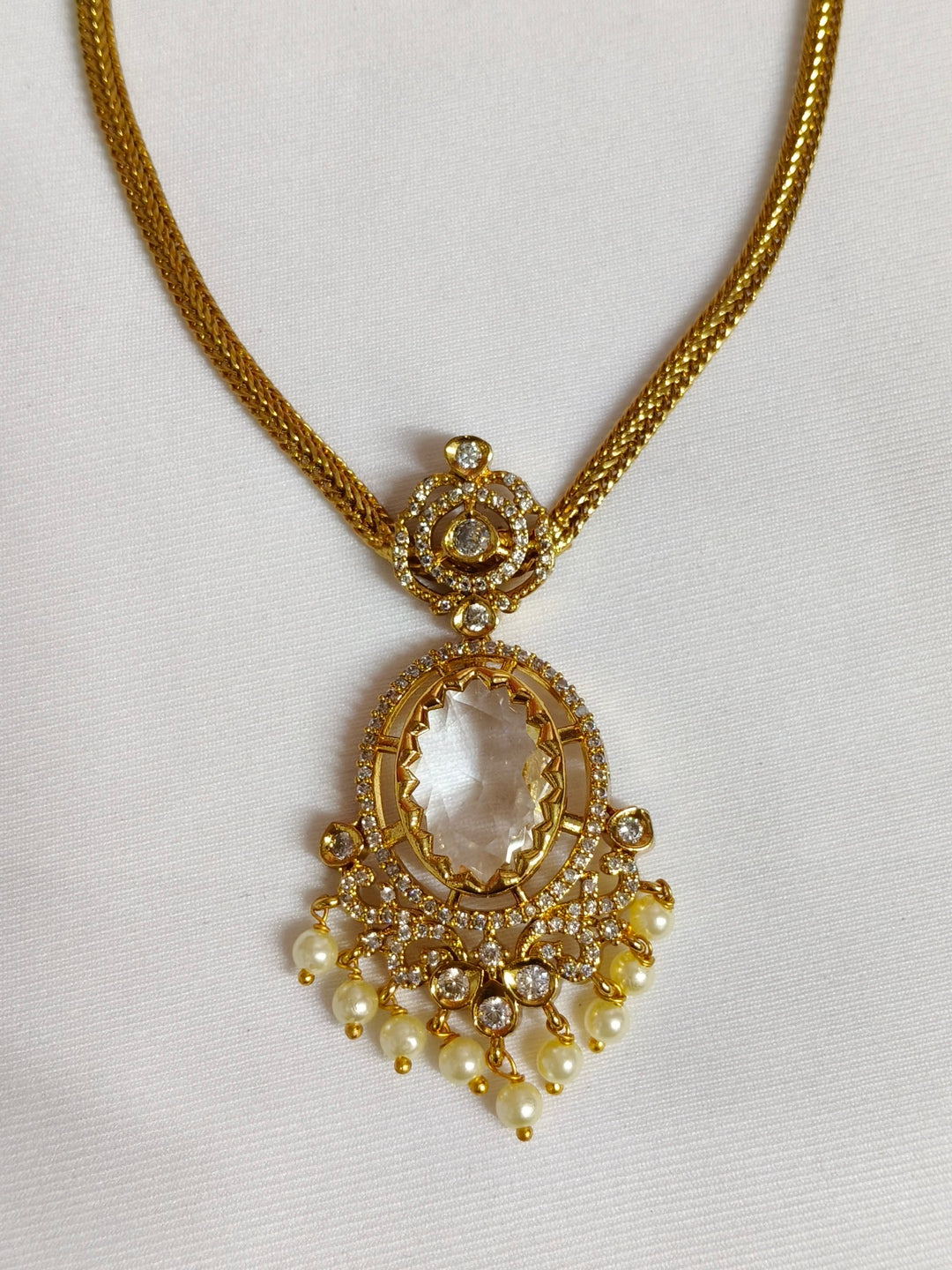 BRASS NECKLESS