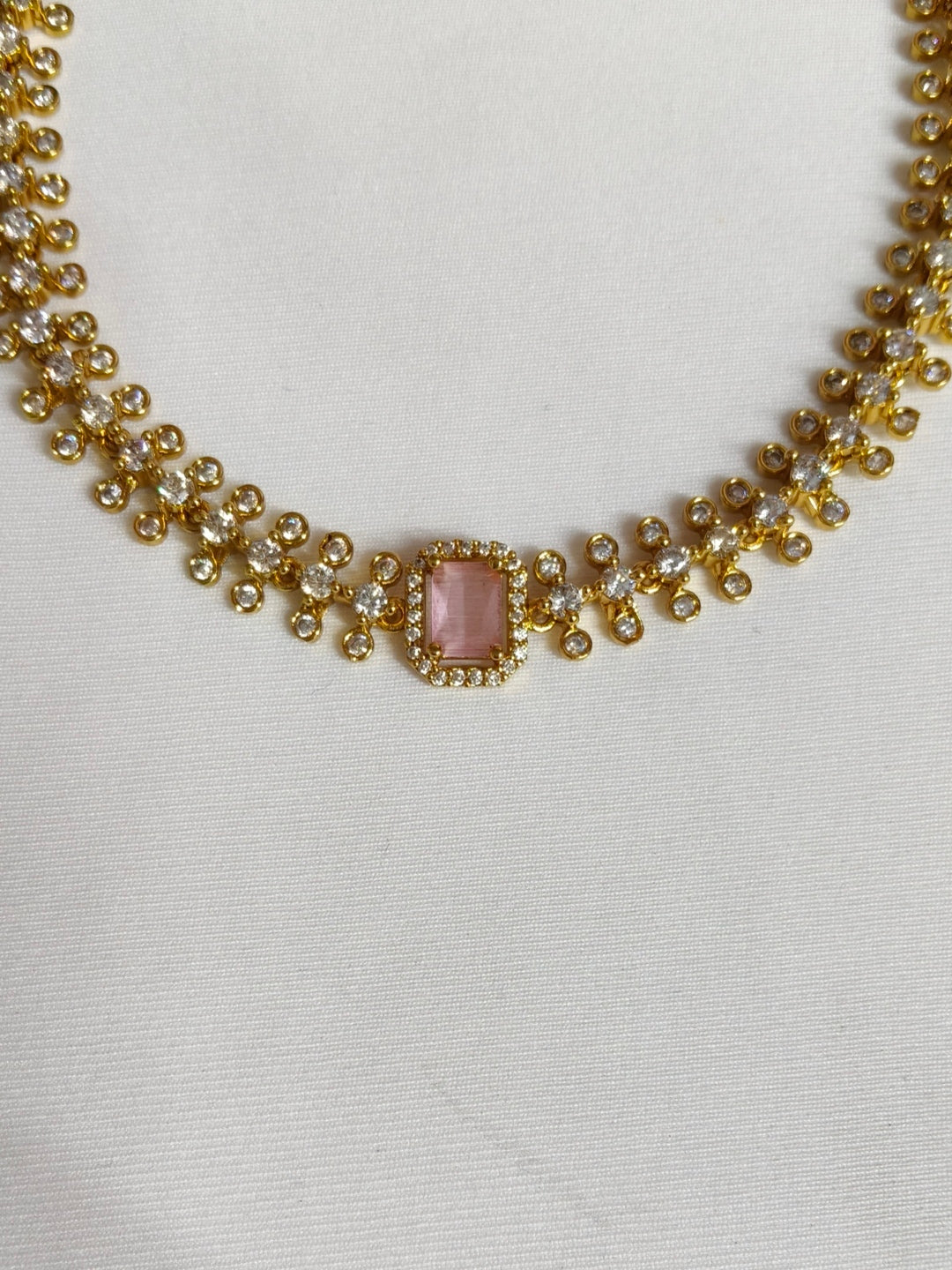 BRASS NECKLESS