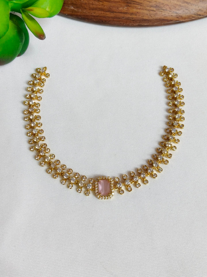 BRASS NECKLESS
