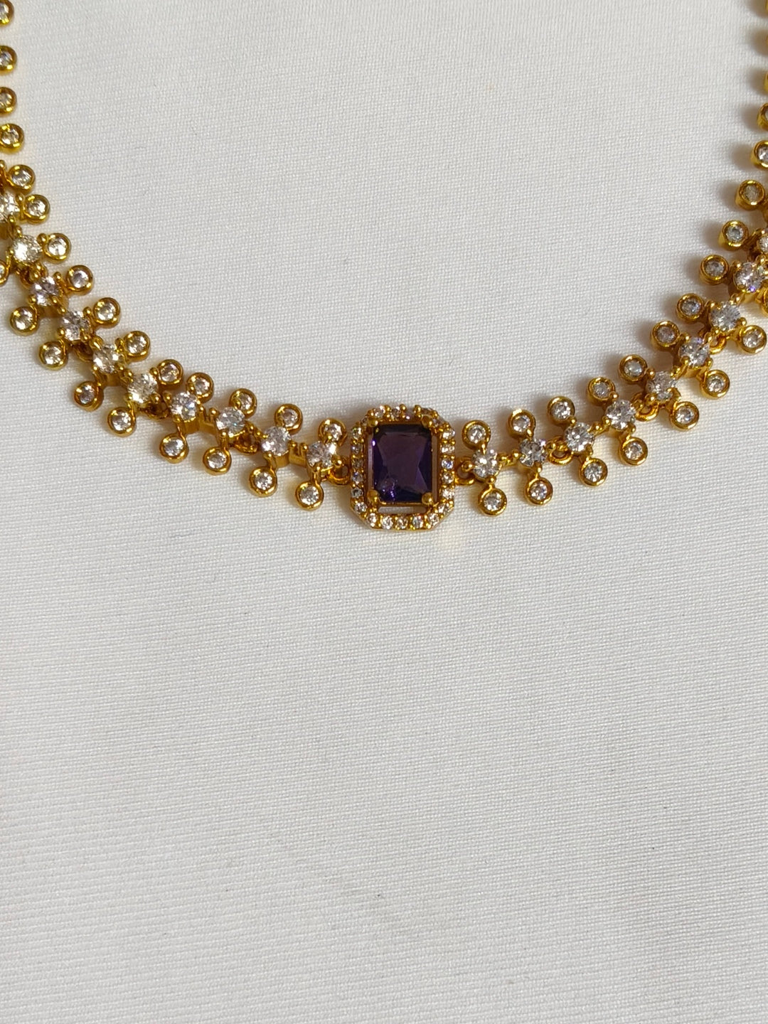 BRASS NECKLESS