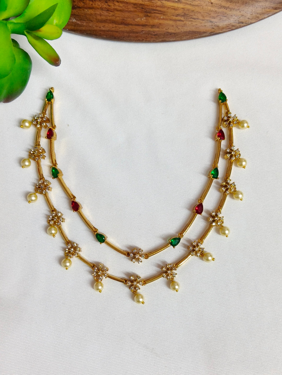 BRASS NECKLESS