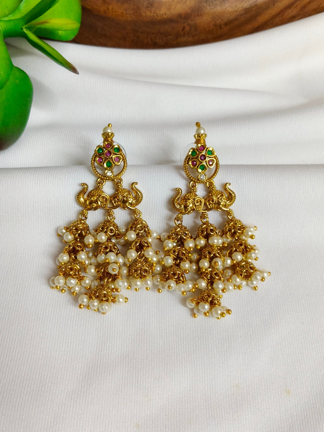 Hanging earrings