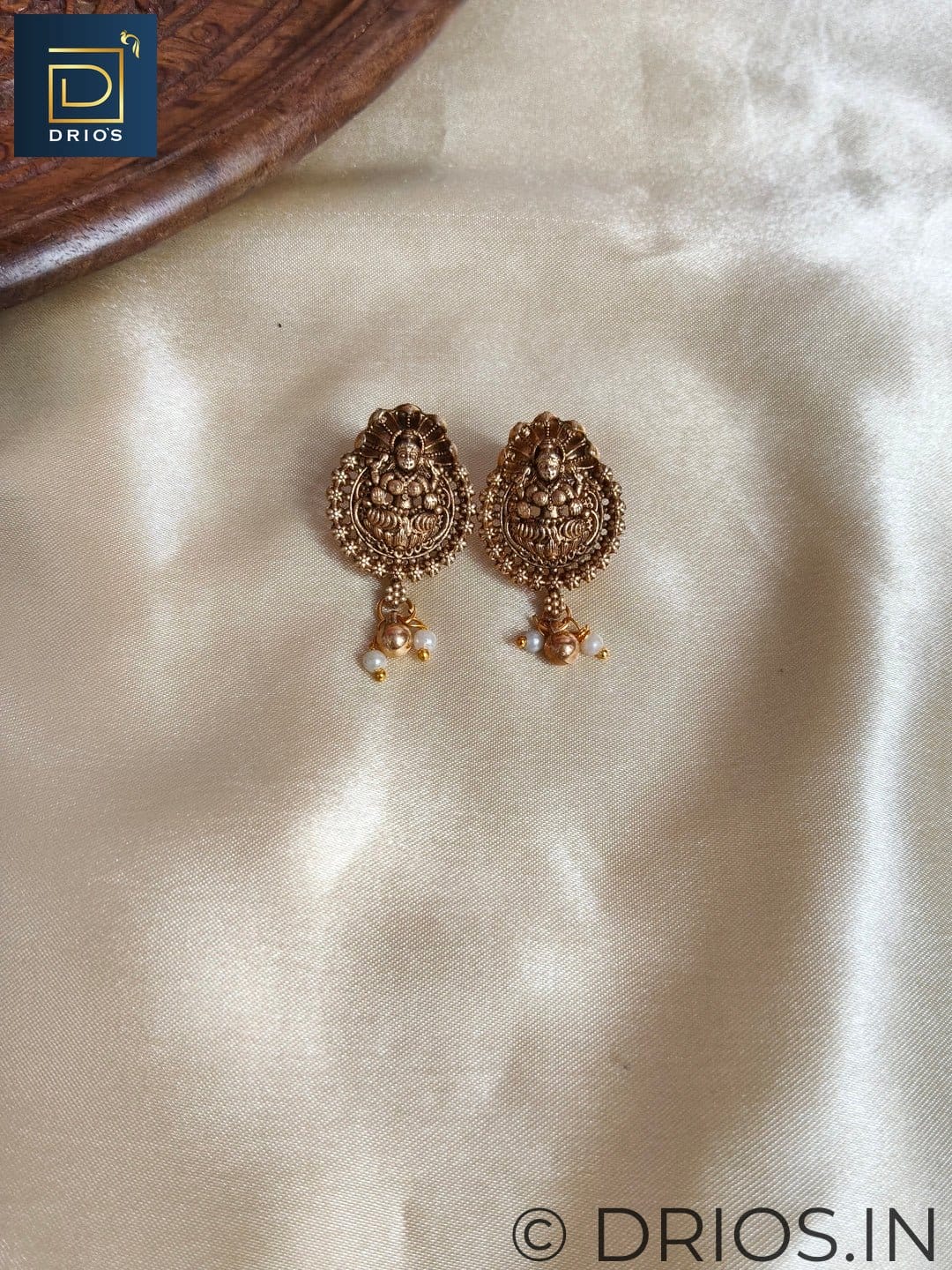 Brass jewellery set