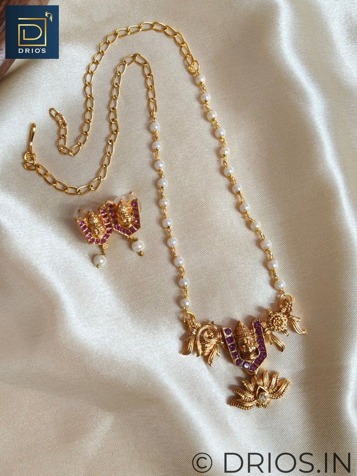 Brass jewellery set
