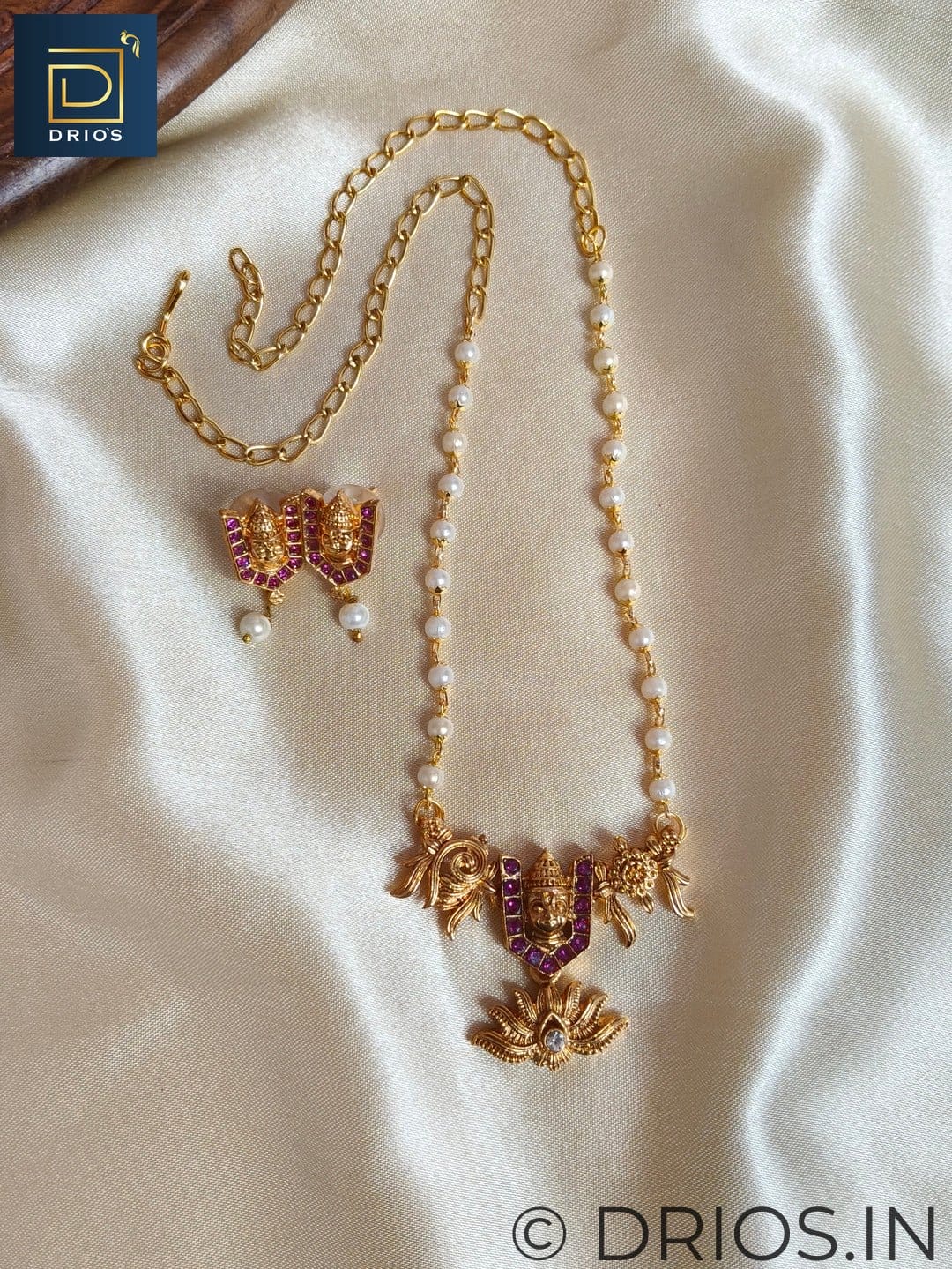 Brass jewellery set