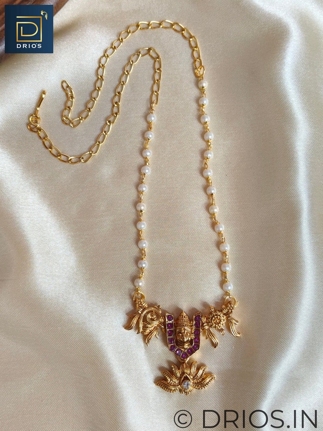 Brass jewellery set