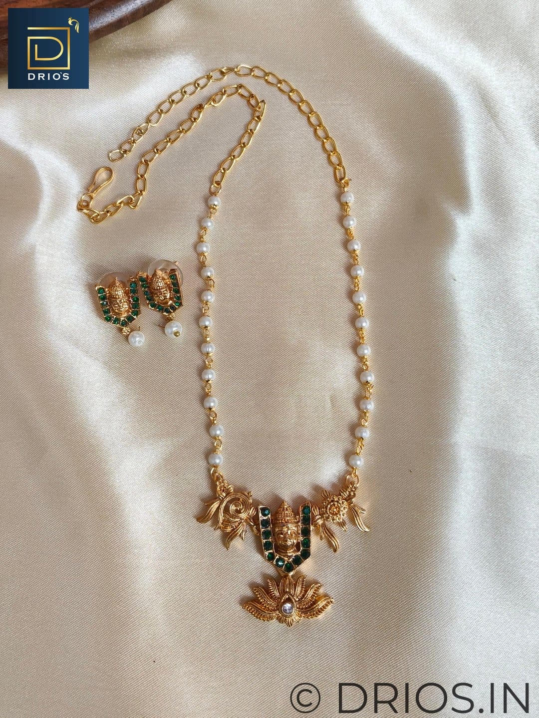 Brass jewellery set