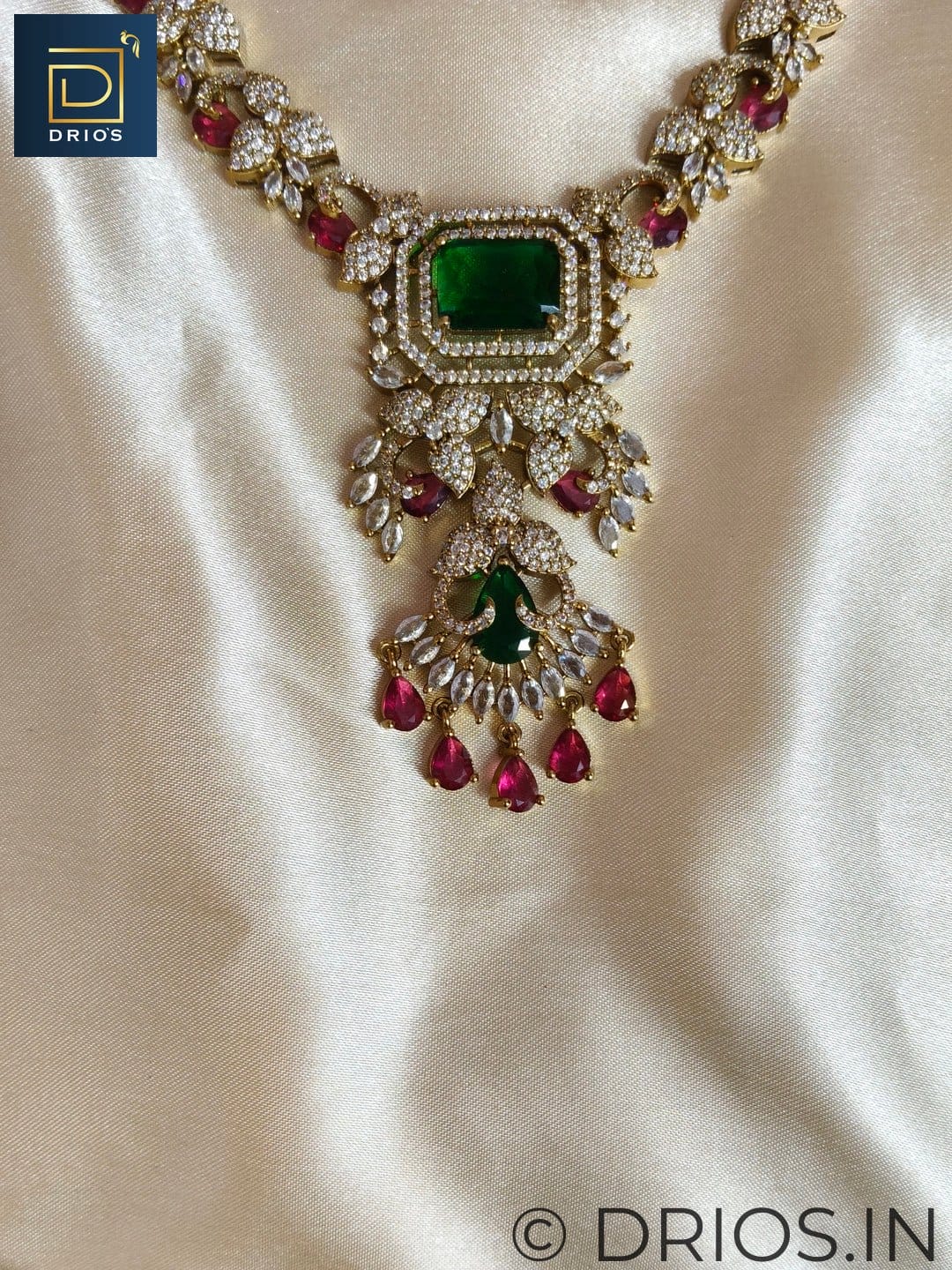 Brass jewellery set