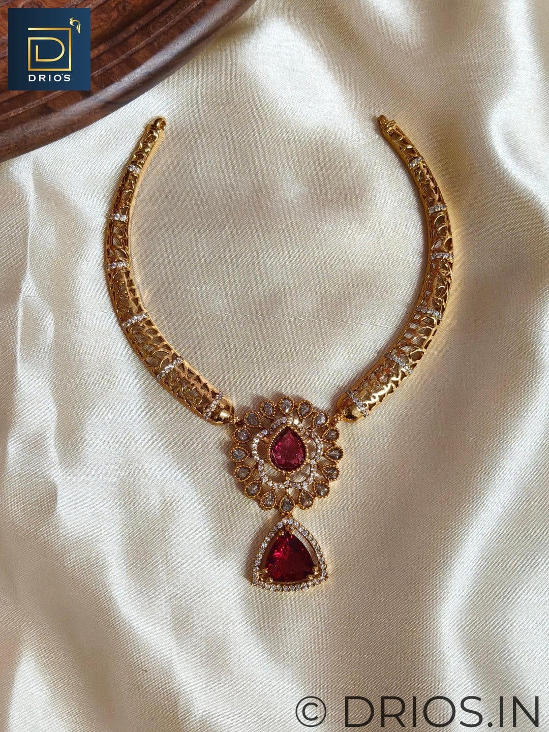 Brass jewellery set