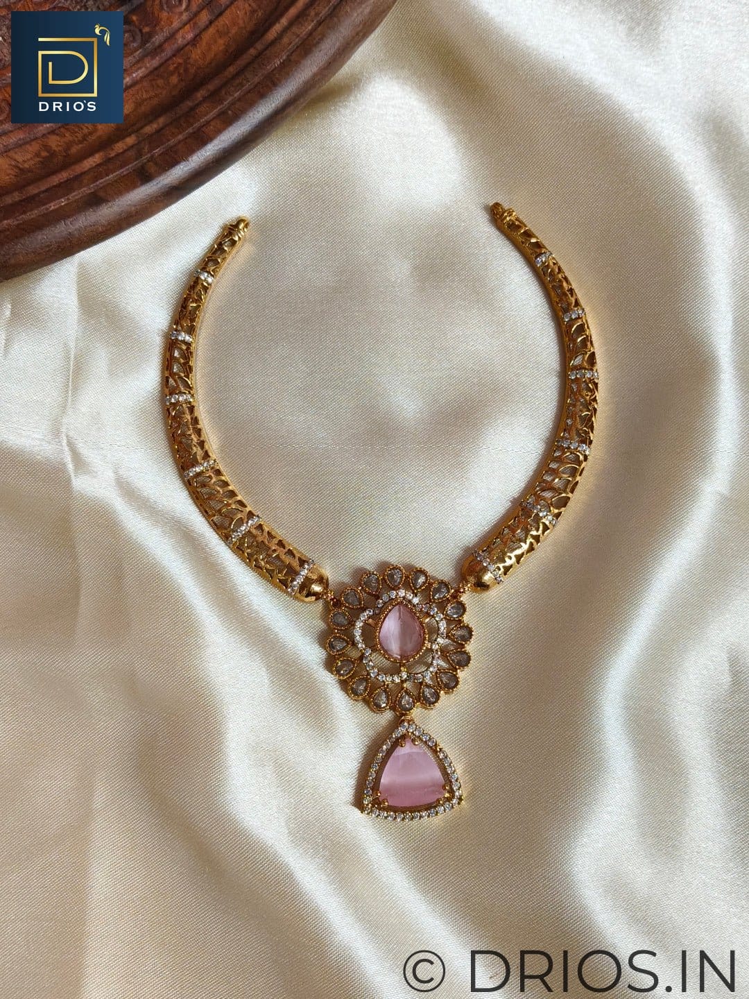 Brass jewellery set