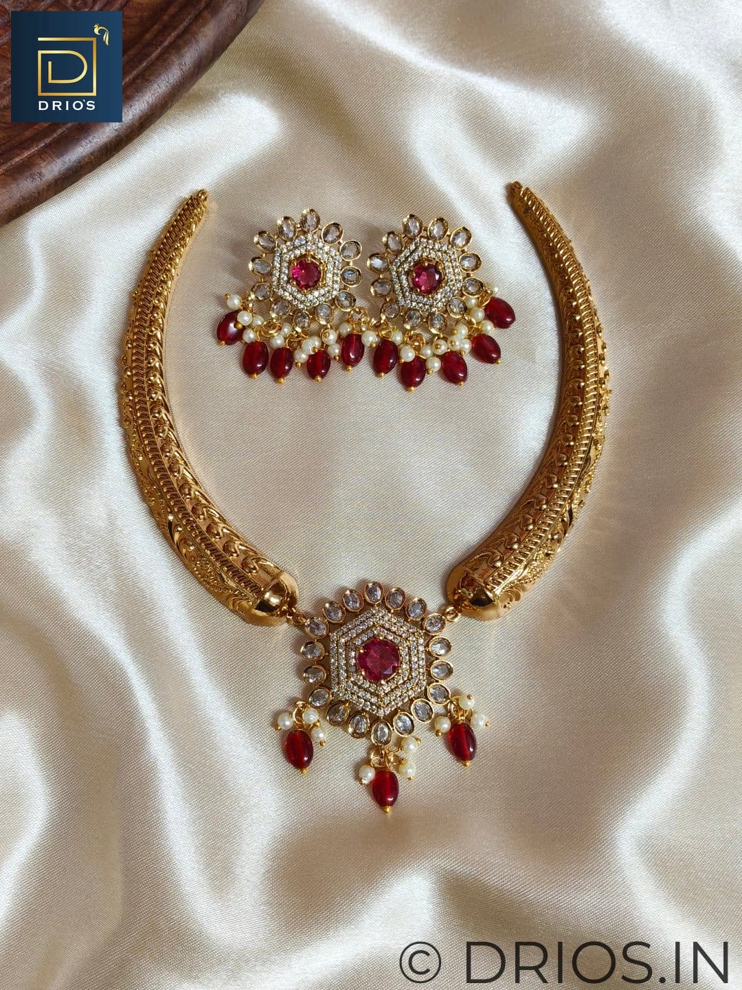 Royale Necklace Set