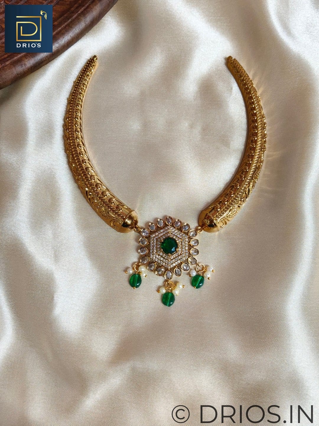Royale Necklace Set