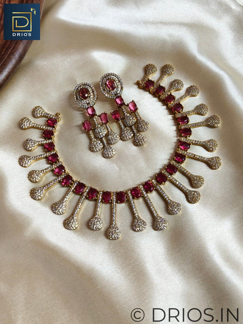 Regal Sparkle Necklace