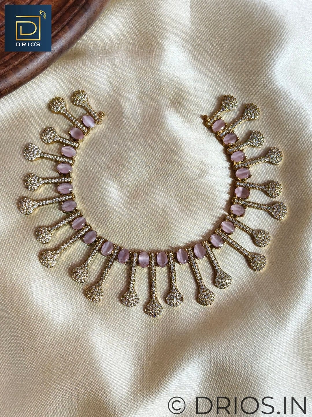 Regal Sparkle Necklace
