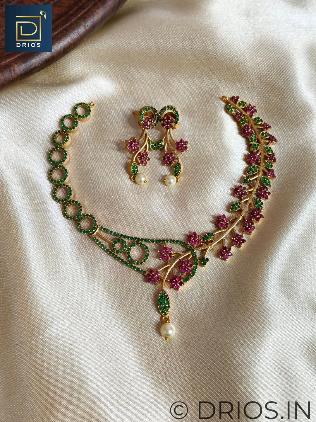 Brass jewellery set