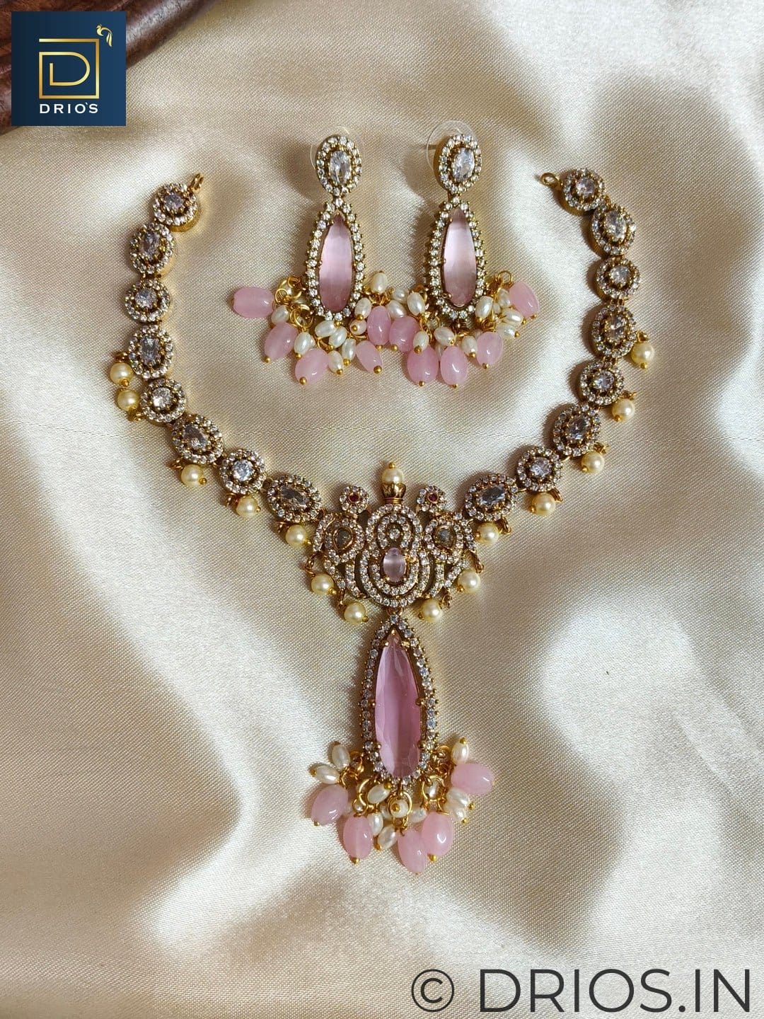 Brass jewellery set