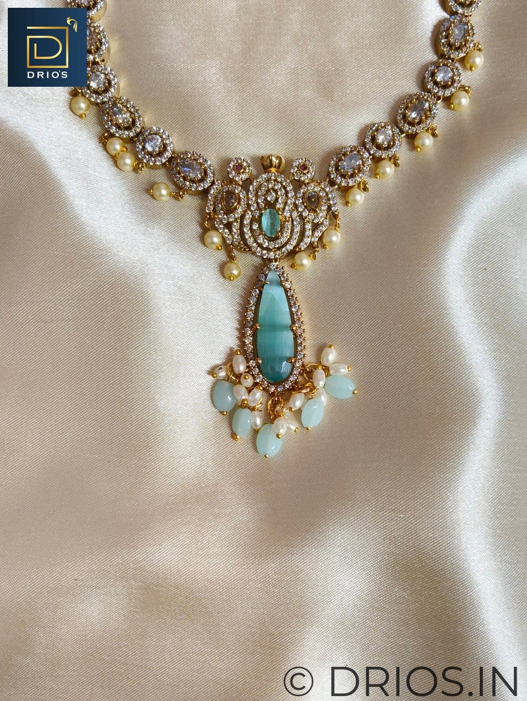 Brass jewellery set