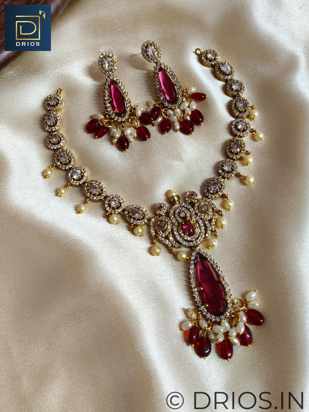 Brass jewellery set