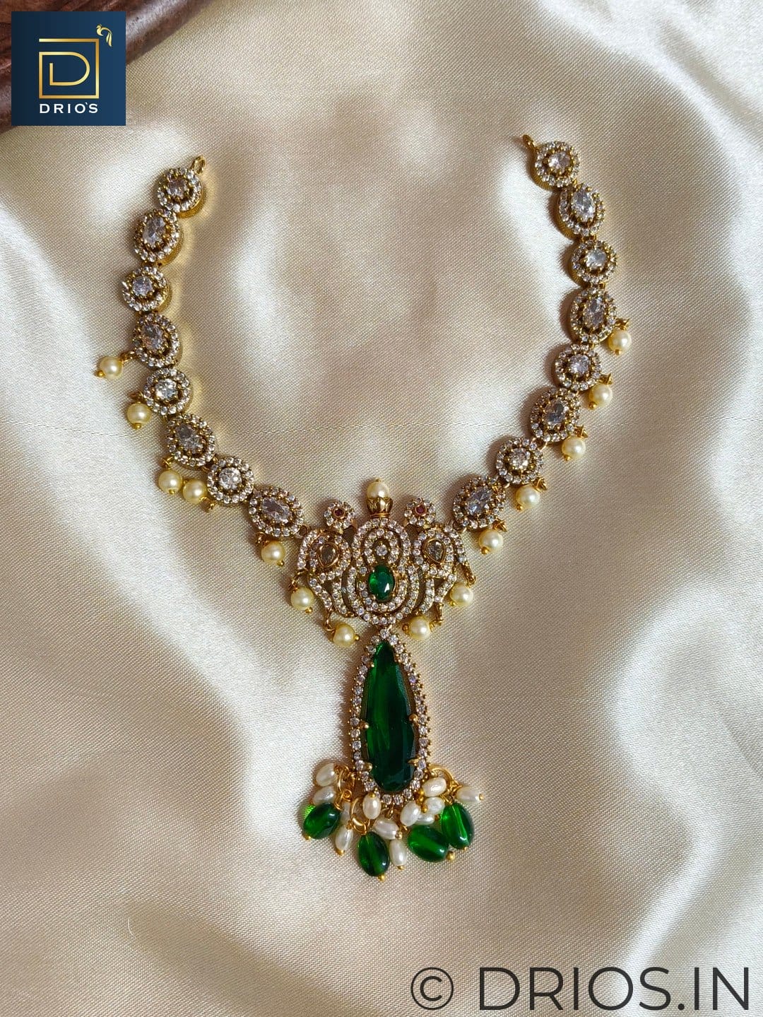 Brass jewellery set