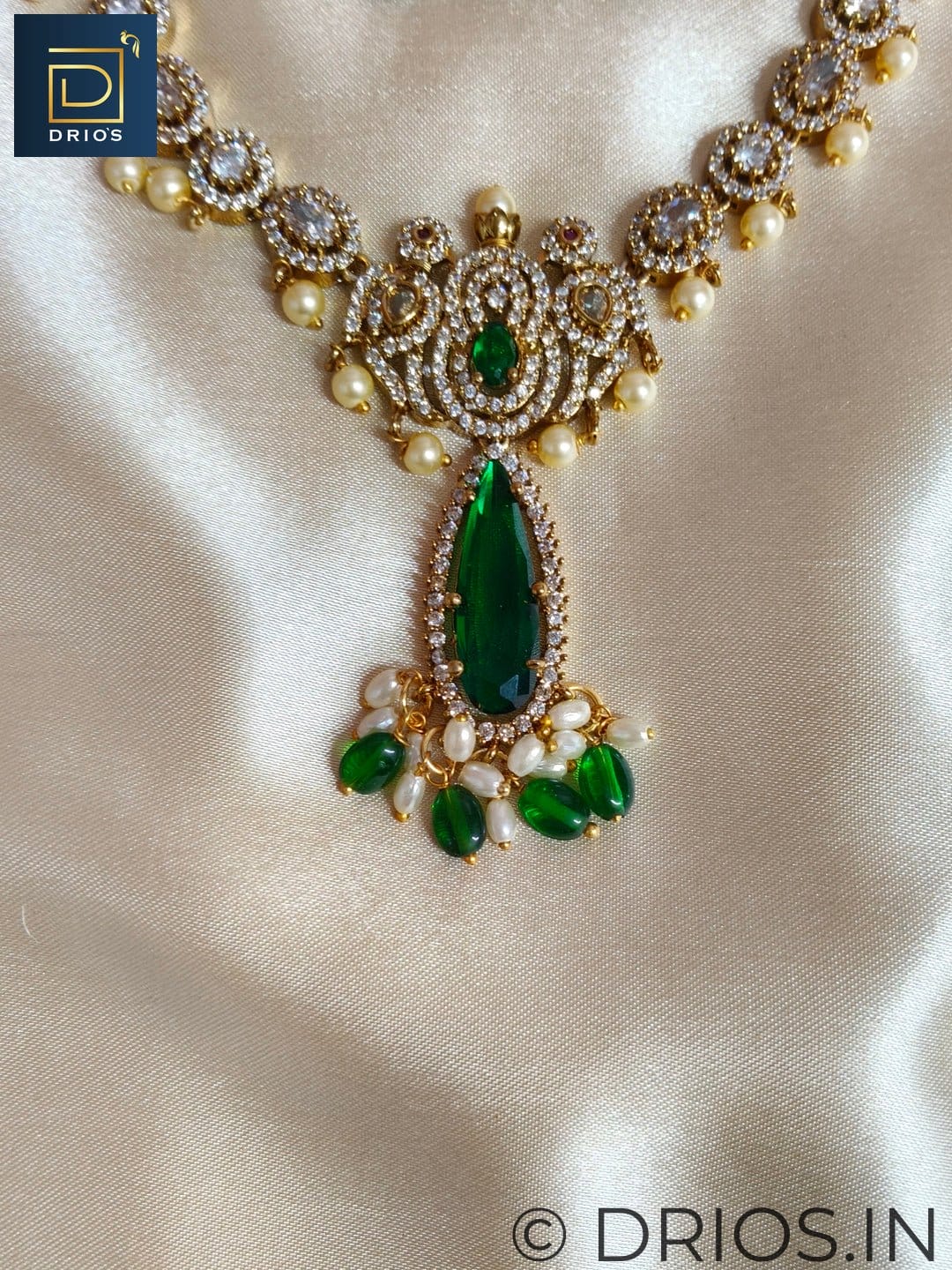 Brass jewellery set