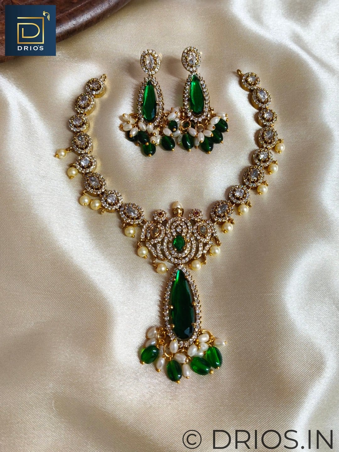 Brass jewellery set